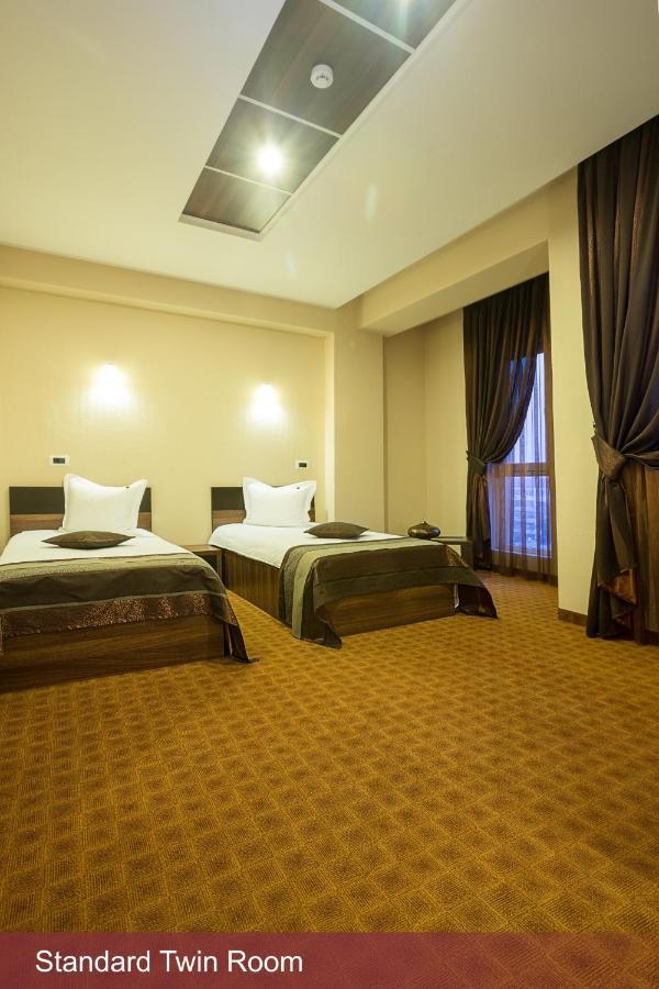 Inter Business Bucharest Hotel Bagian luar foto