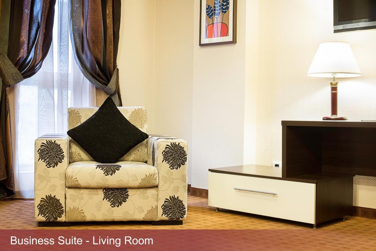 Inter Business Bucharest Hotel Bagian luar foto