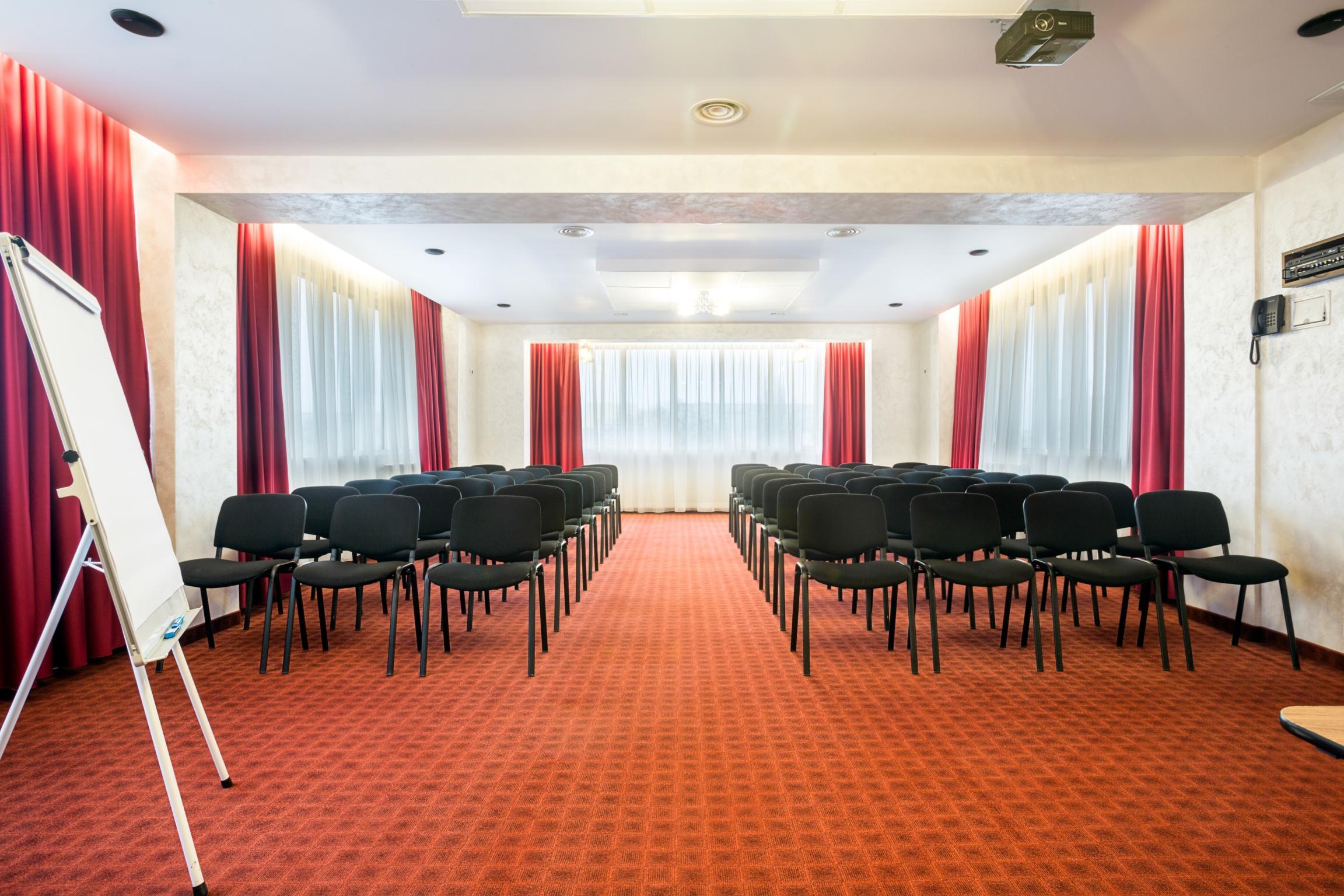 Inter Business Bucharest Hotel Bagian luar foto