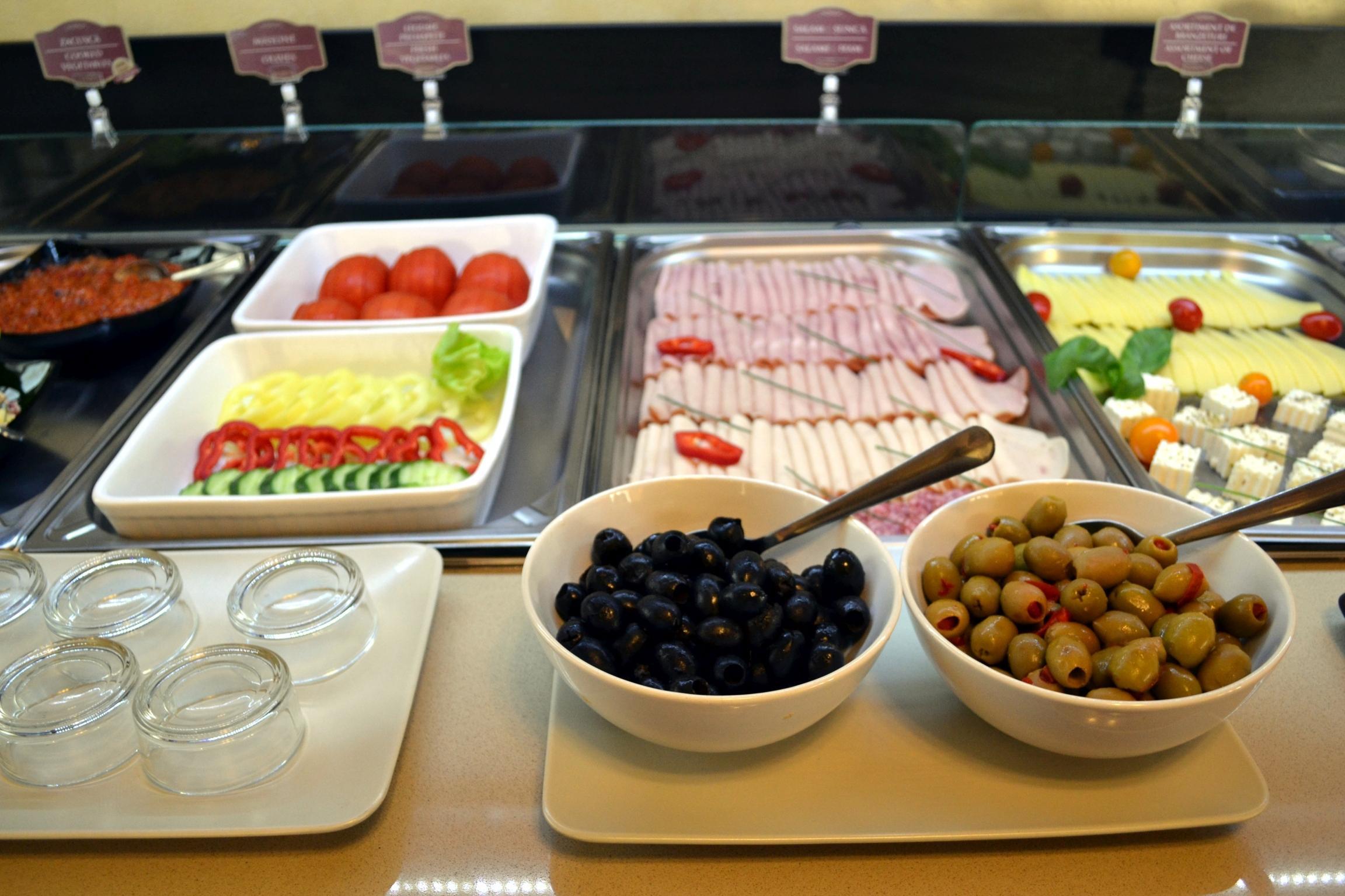 Inter Business Bucharest Hotel Bagian luar foto