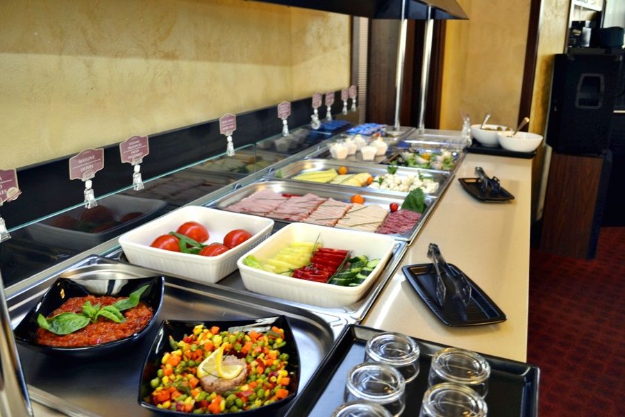 Inter Business Bucharest Hotel Bagian luar foto