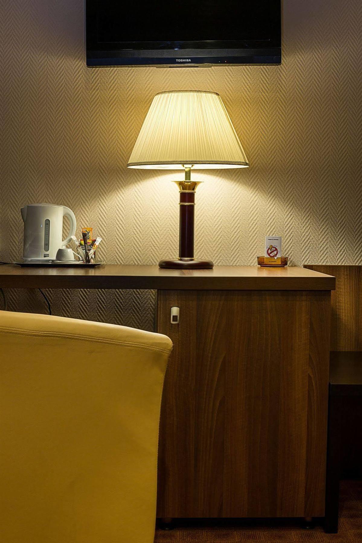 Inter Business Bucharest Hotel Bagian luar foto